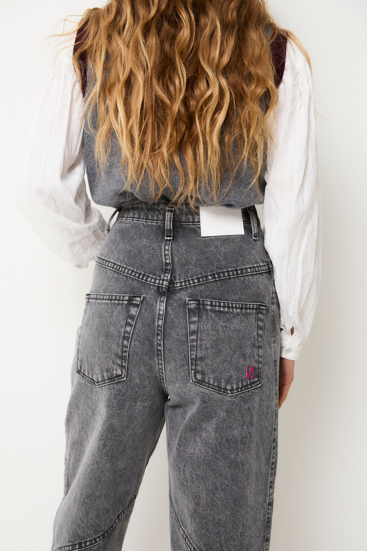 JEANS CORTES BLEACH GRIS