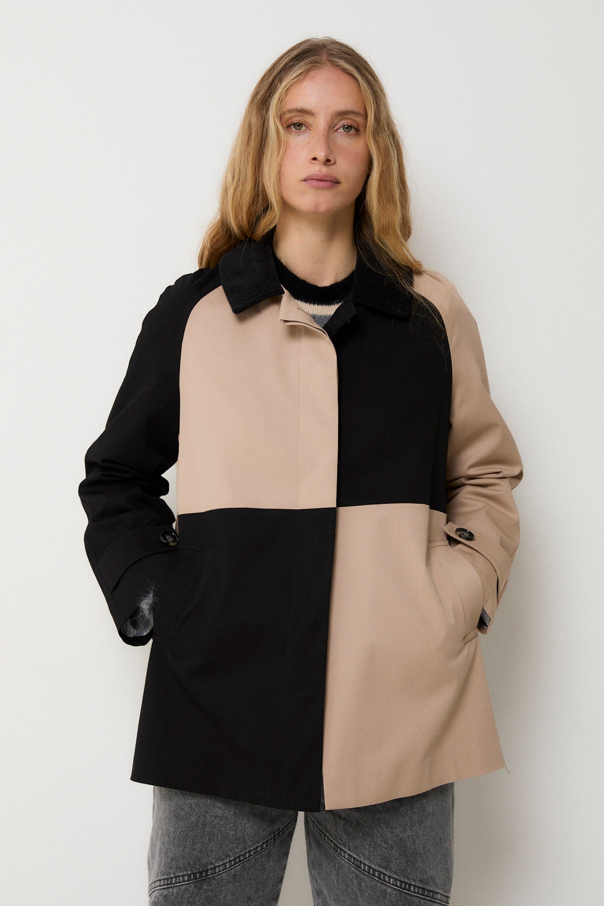 DAMERO CHECKED BEIGE TRENCH COAT