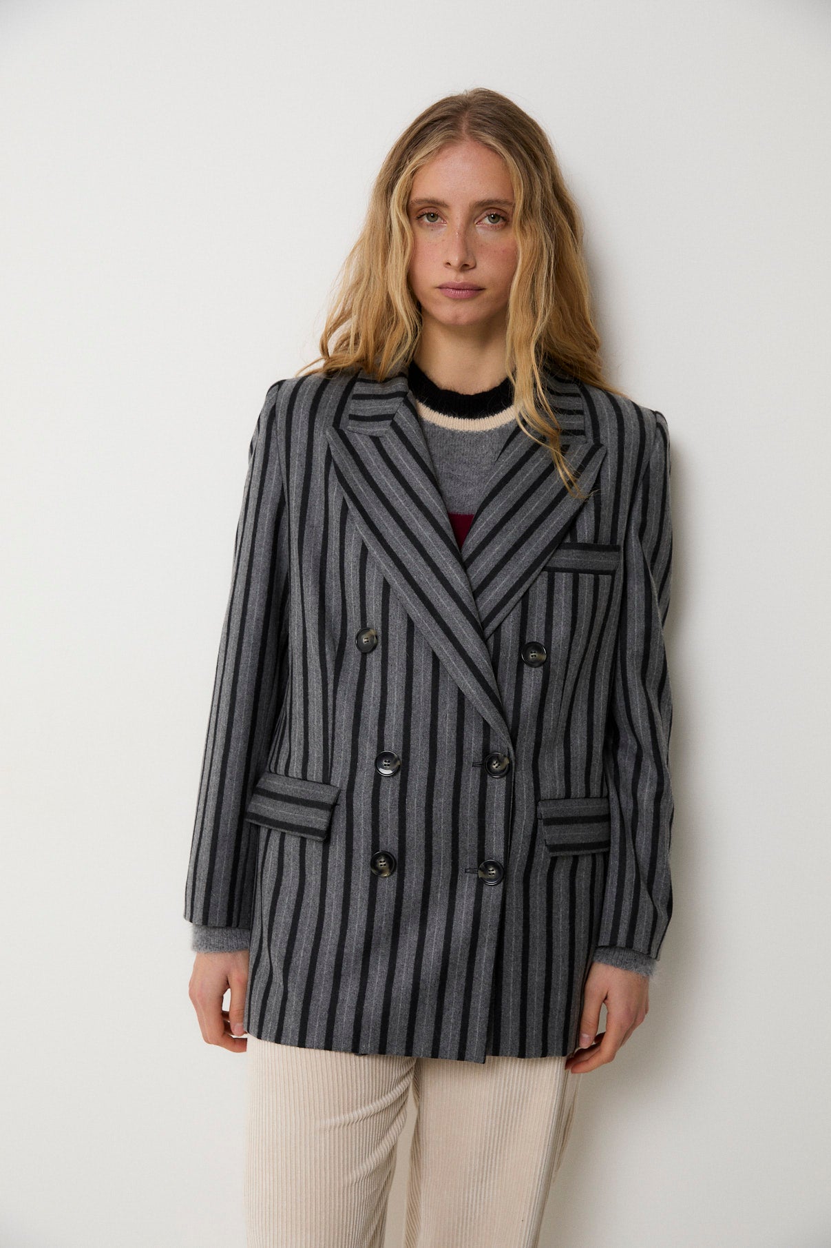 BLAZER EMILY RAYAS GRIS