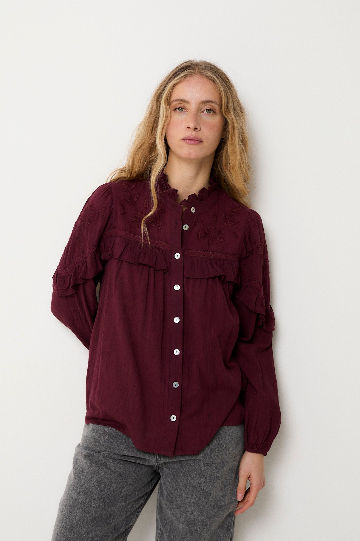 BLUSA TRUJILLO EMBROIDERY BURGUNDY