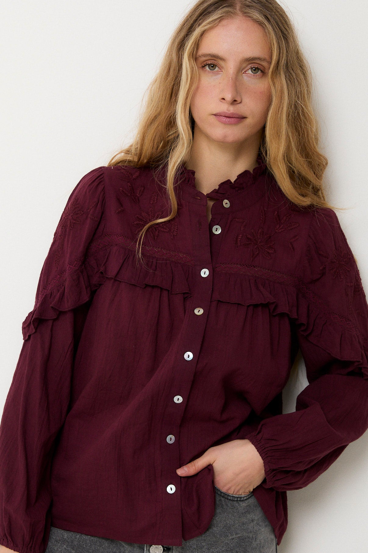 BLUSA TRUJILLO EMBROIDERY BURGUNDY