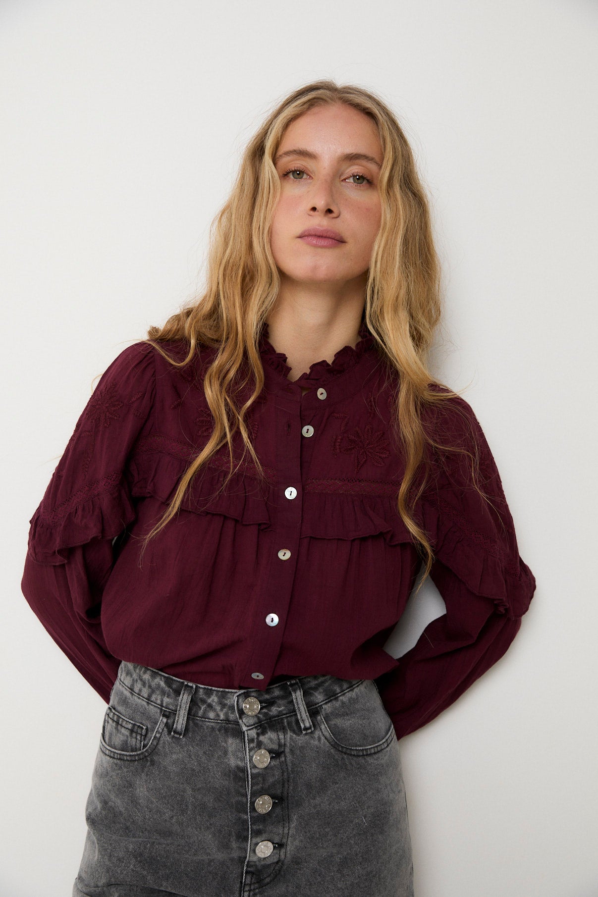 BLUSA TRUJILLO EMBROIDERY BURGUNDY