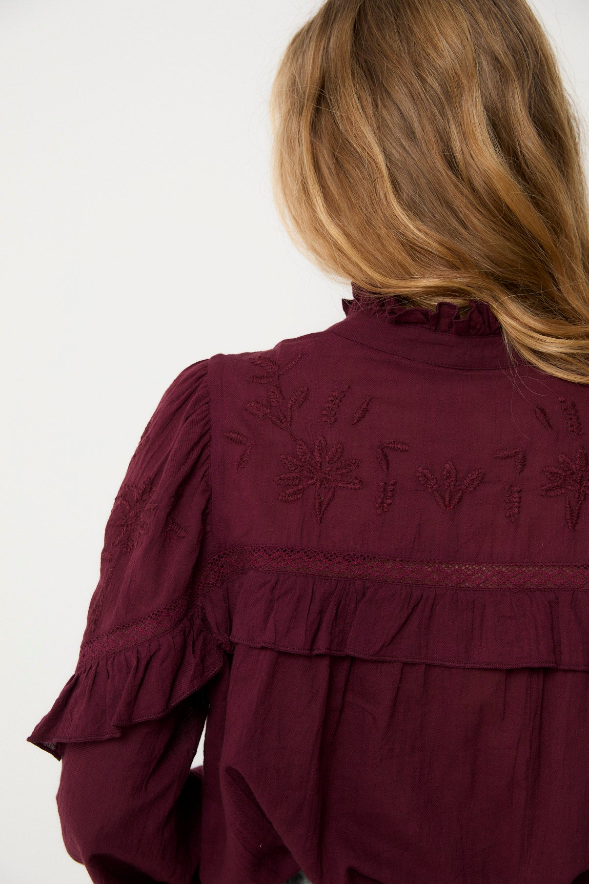 BLUSA TRUJILLO EMBROIDERY BURGUNDY