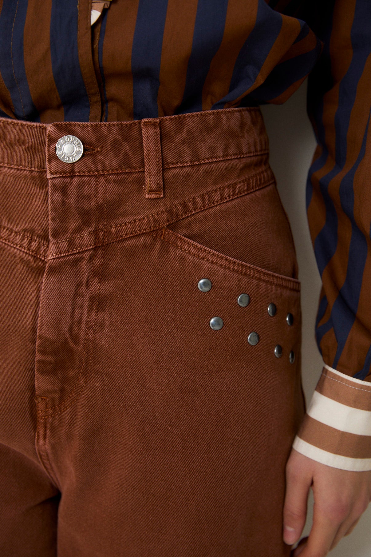 TACHAS CORSE CAMEL JEANS