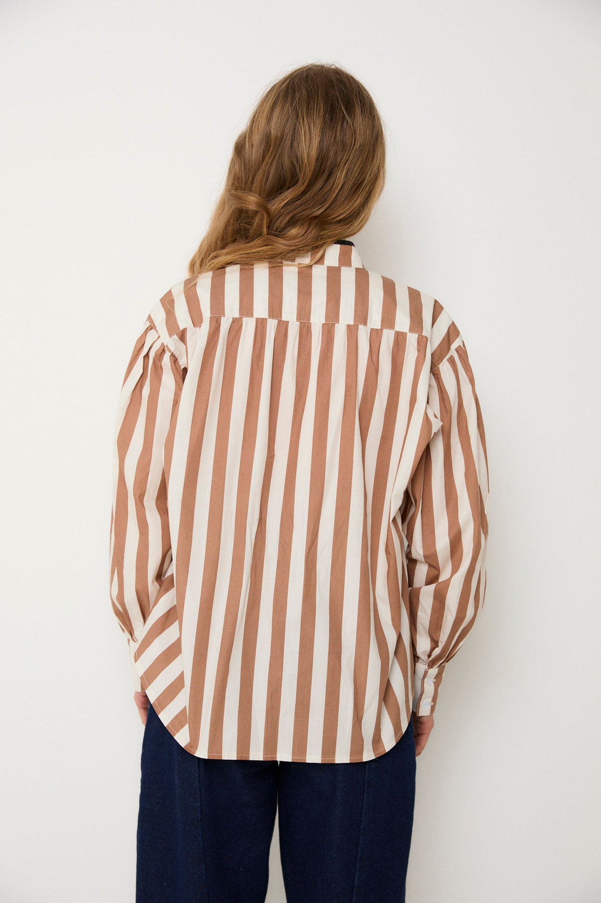 SOBRECAMISA TOKIO RAYA CAMEL