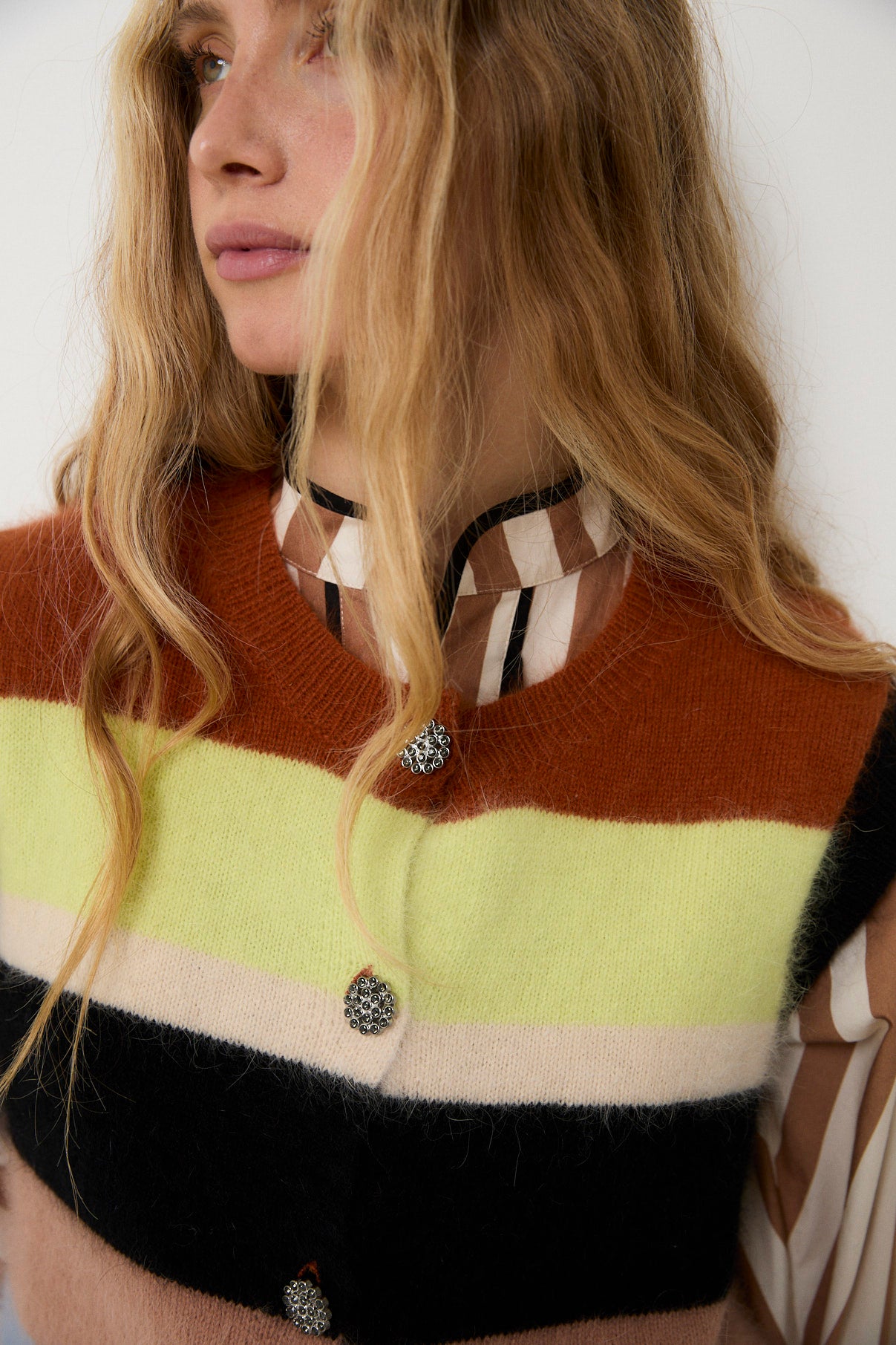 CHALECO NAGOYA PUNTO CARAMELO