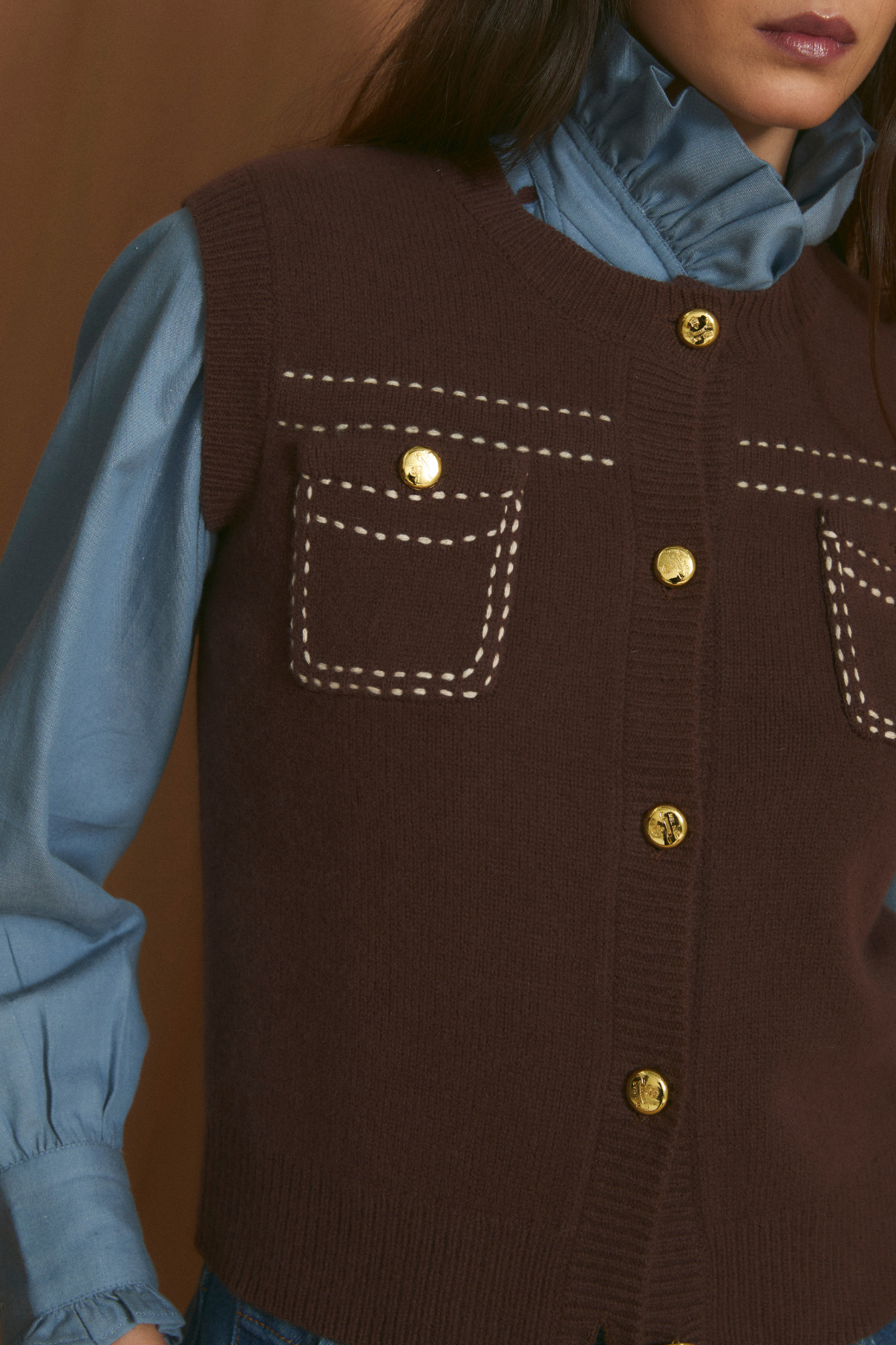 CHALECO BOSTON PUNTO MARRON