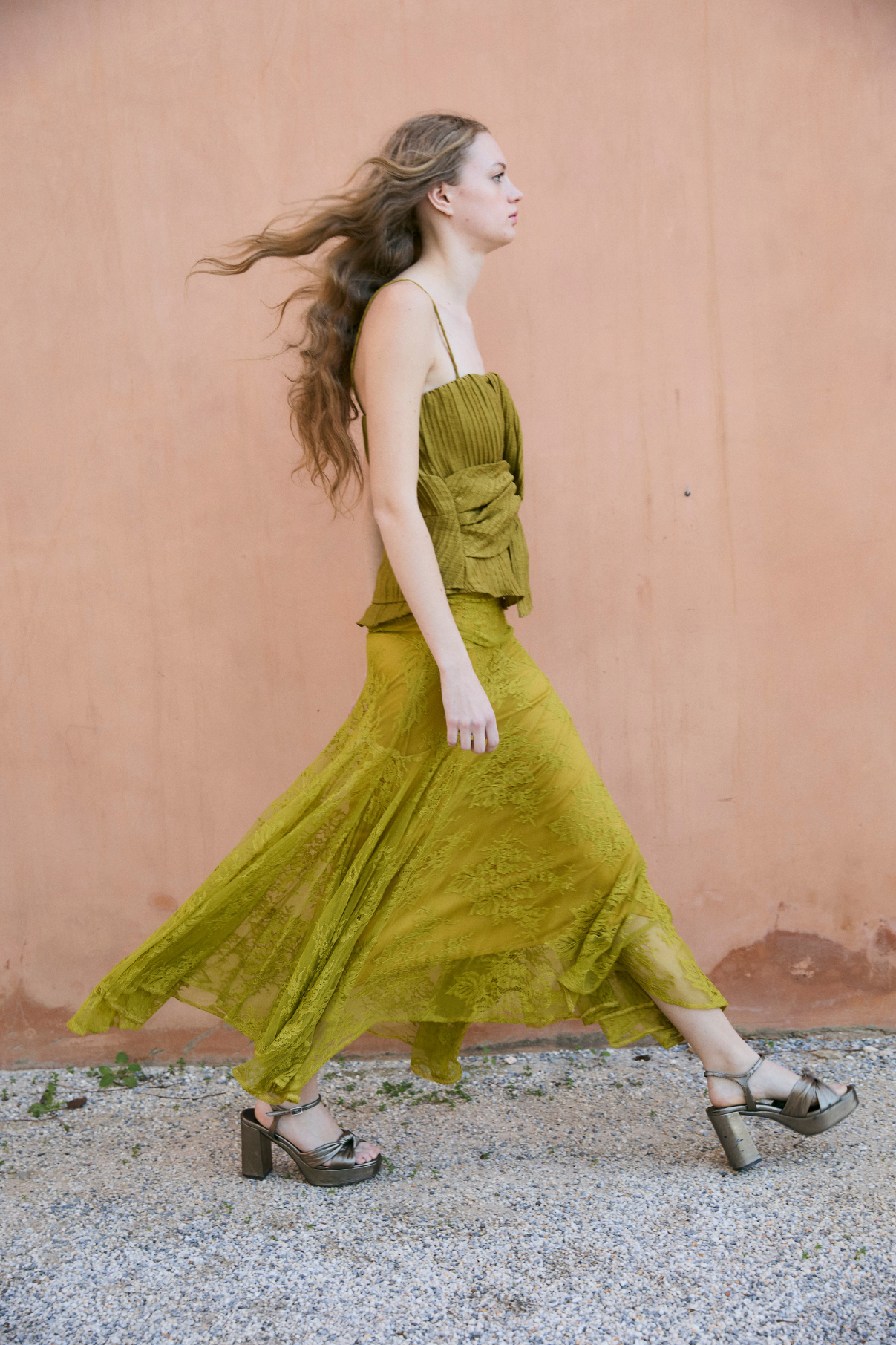 TOTAL LOOK LINDA ENCAJE OLIVA