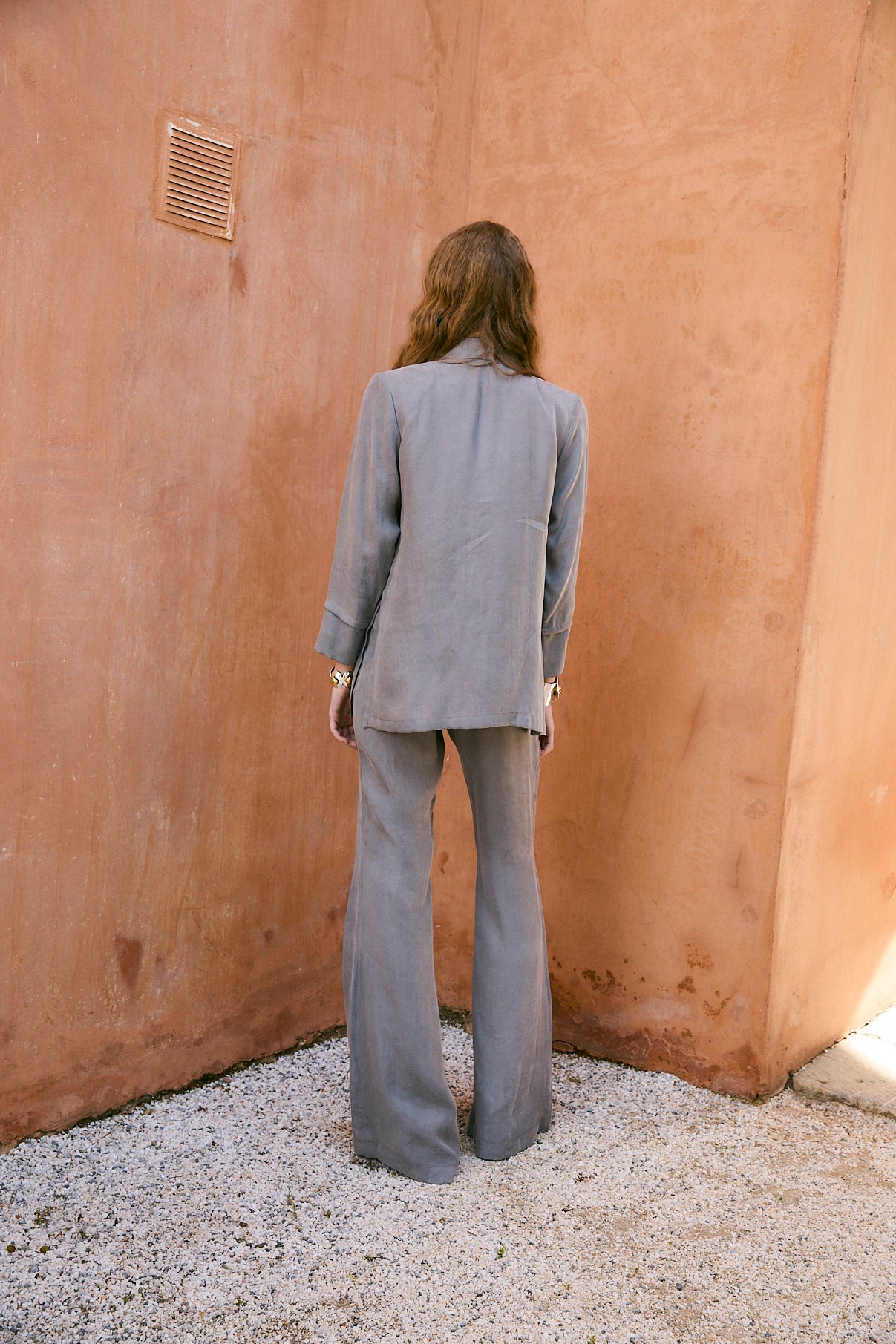 TOTAL LOOK ICON CUPRO PLOMO