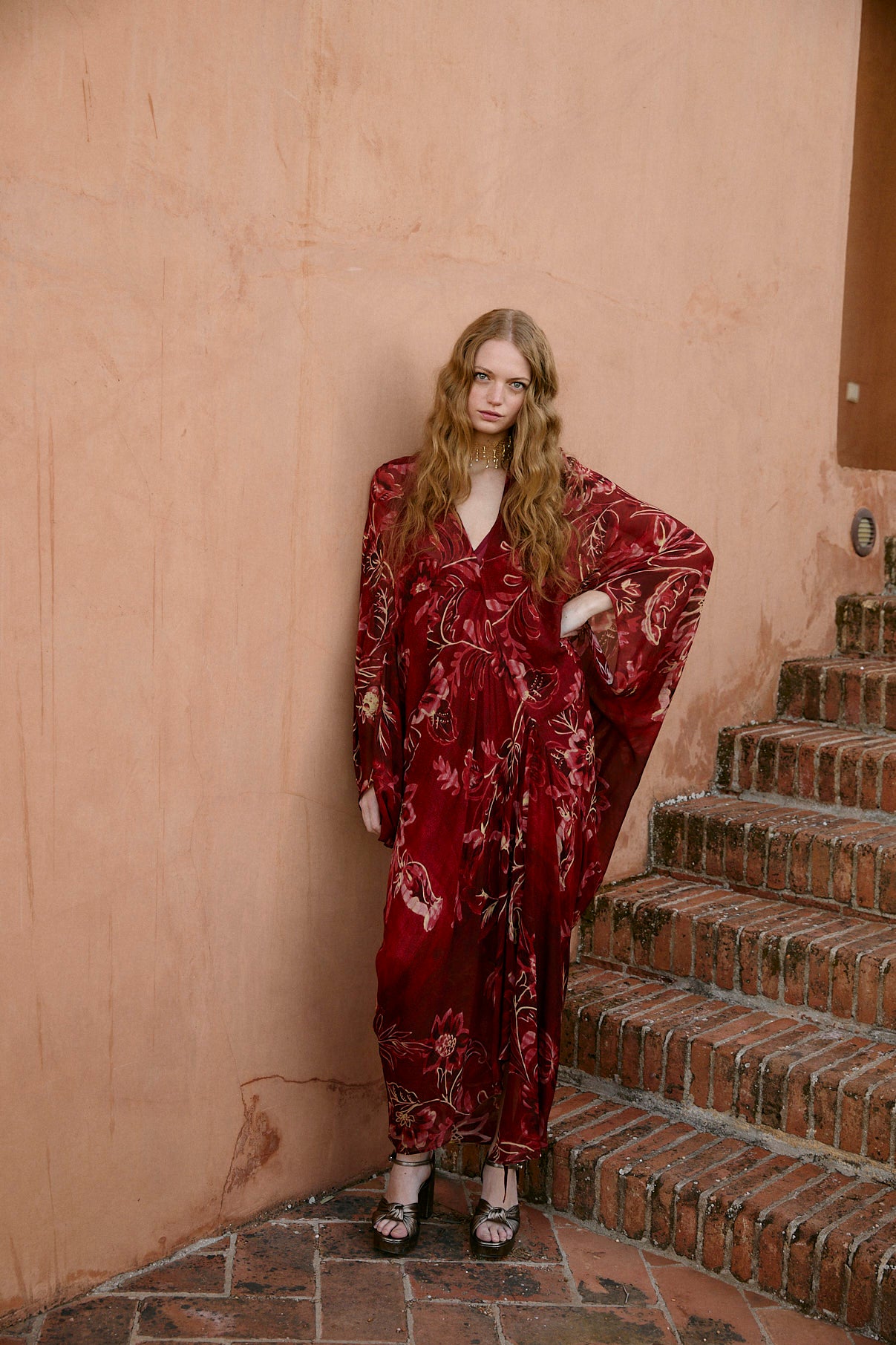 VESTIDO VERO PEONIA CARMIN