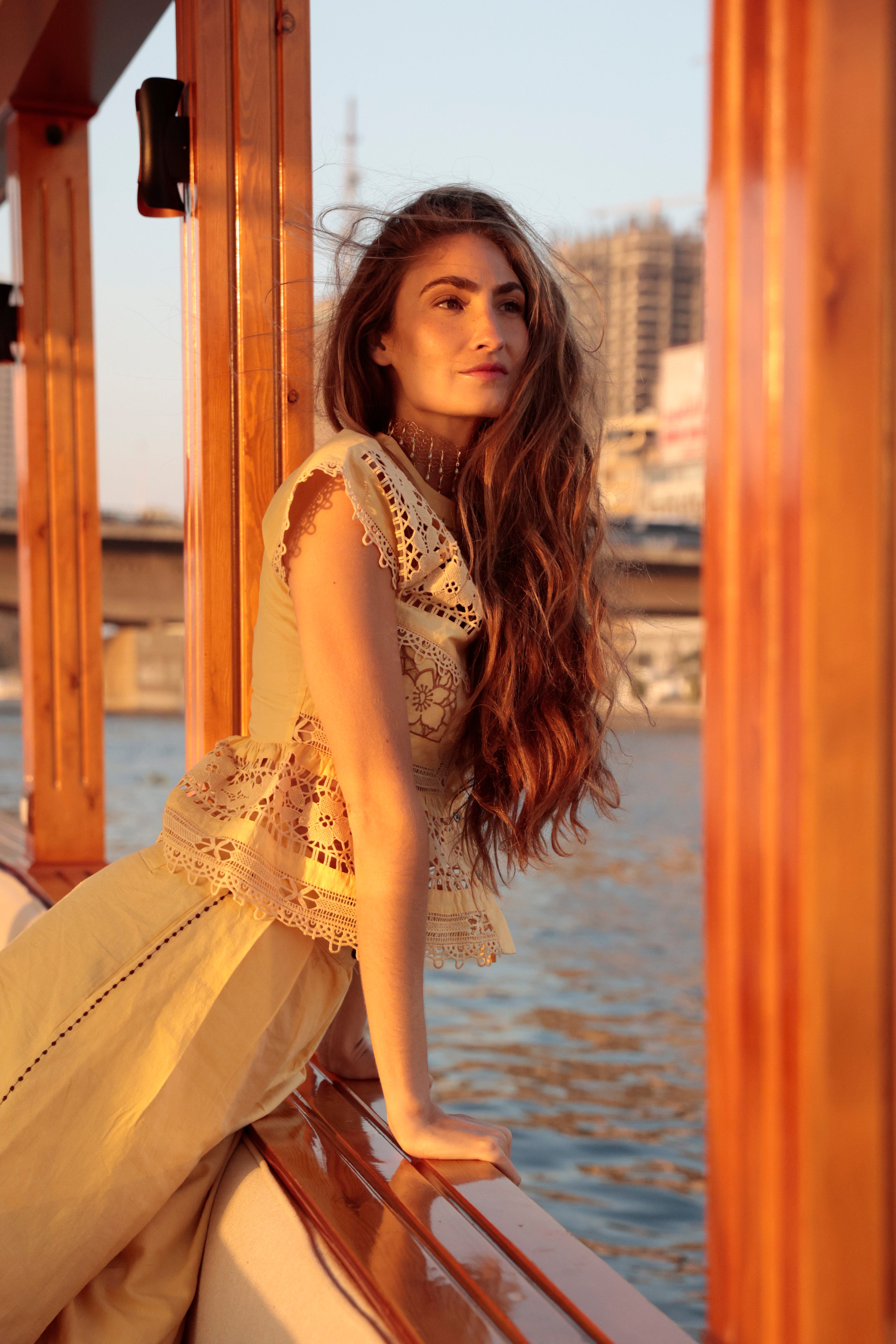TOP SEA EMBROIDERY BUTTER