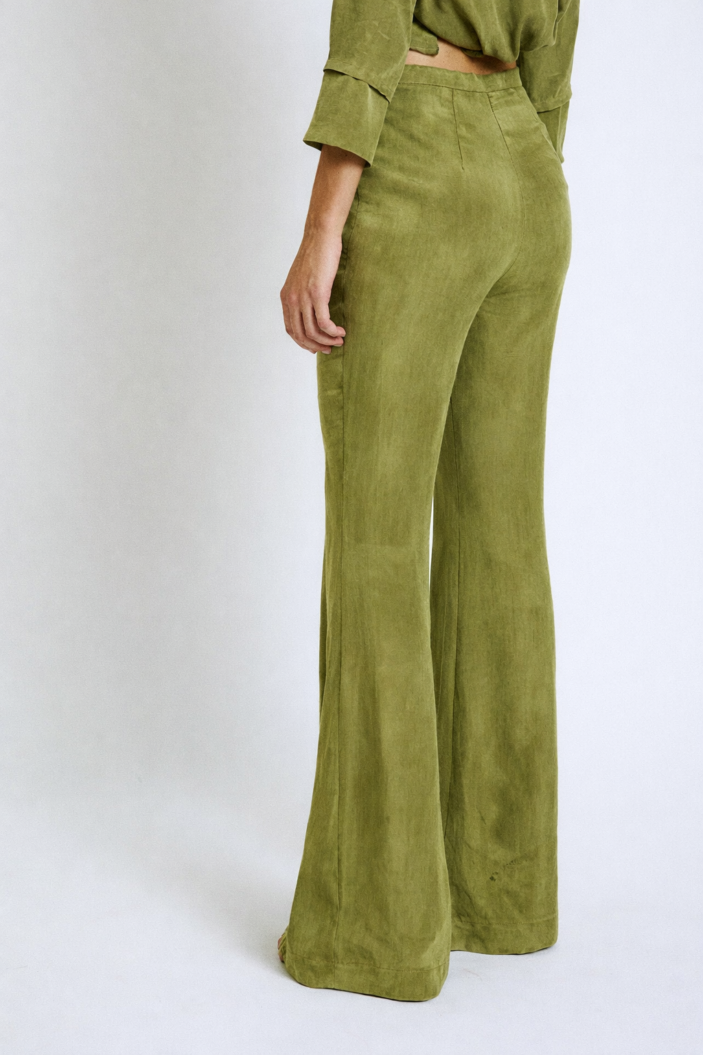 PANTALON ICON CUPRO OLIVA