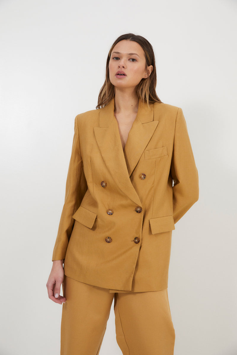 TOTAL LOOK EMILY LIN OCRE