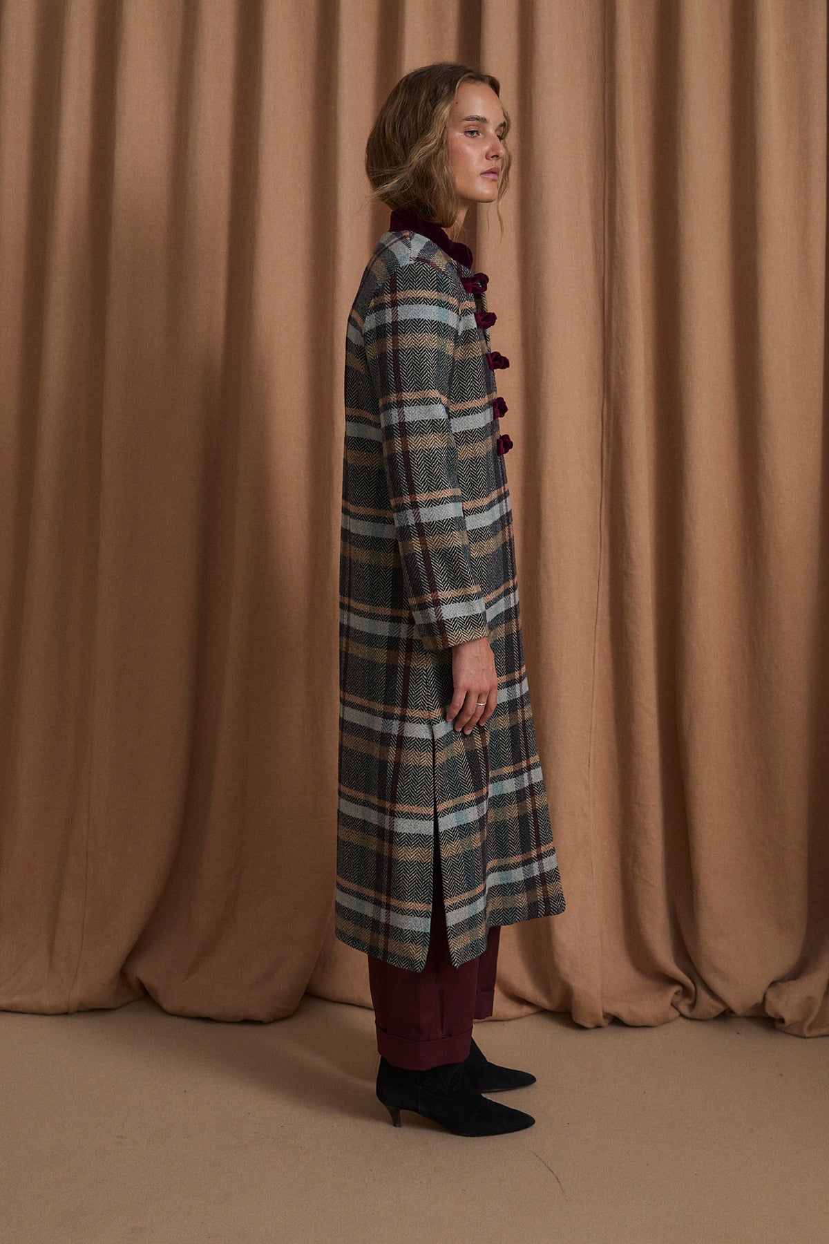 CHINISKI COTSWOLDS BLUE COAT