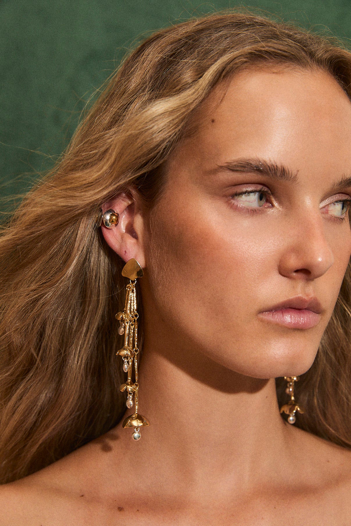 EARCUFF VENUS METAL PLATA