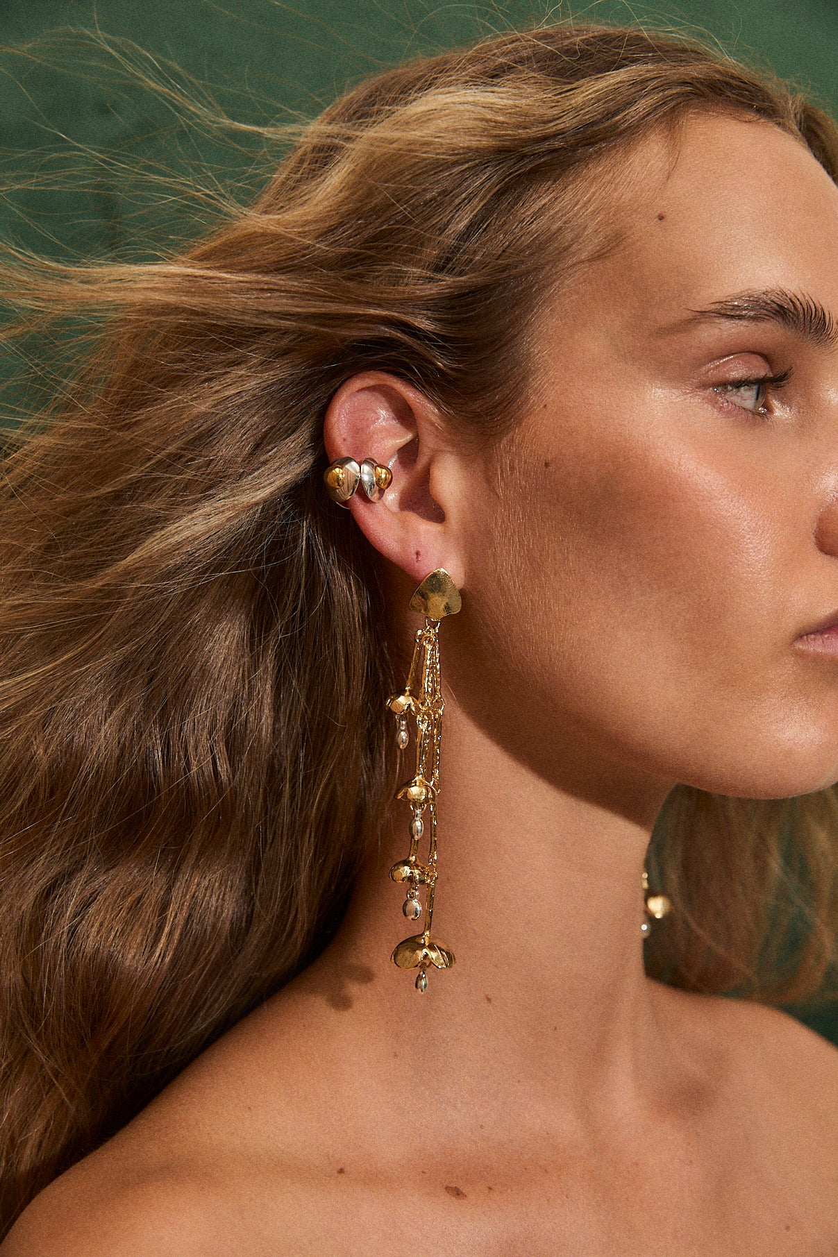 EARCUFF VENUS METAL PLATA