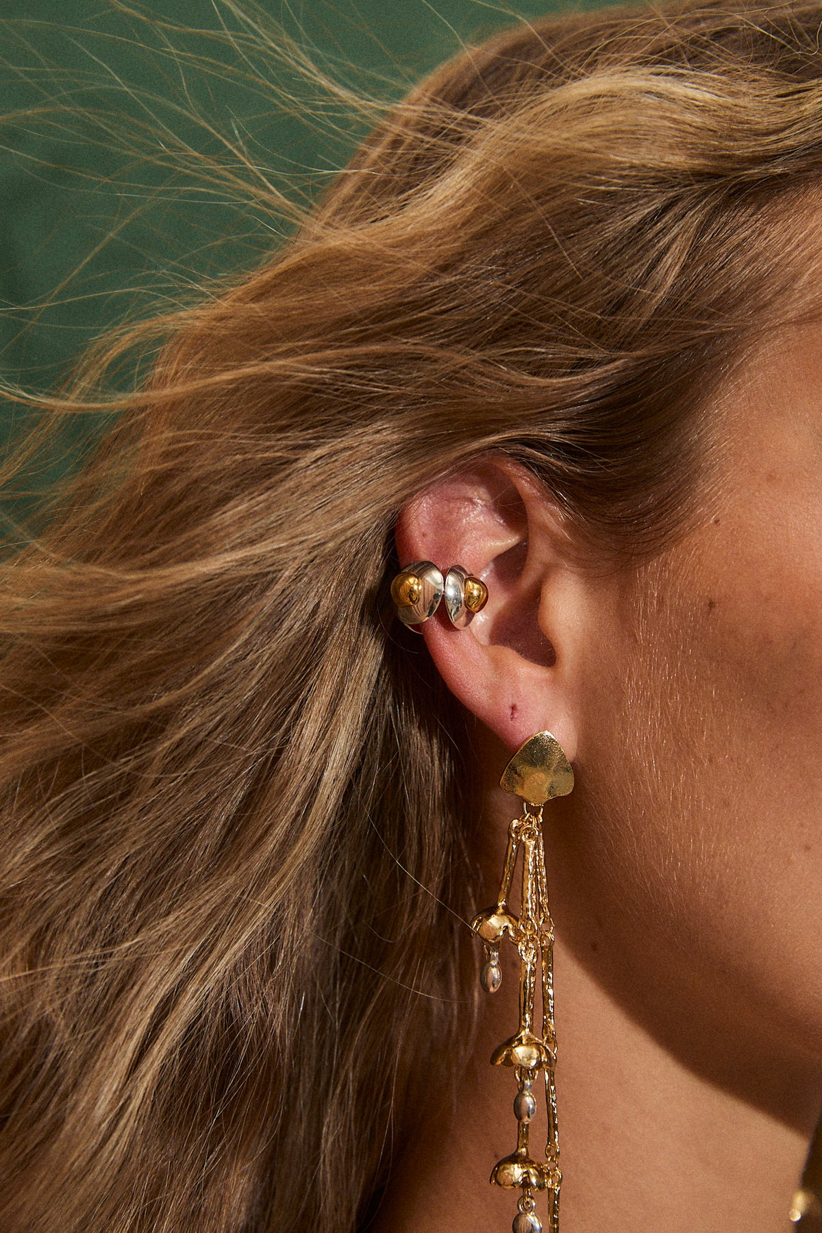EARCUFF VENUS METAL PLATA