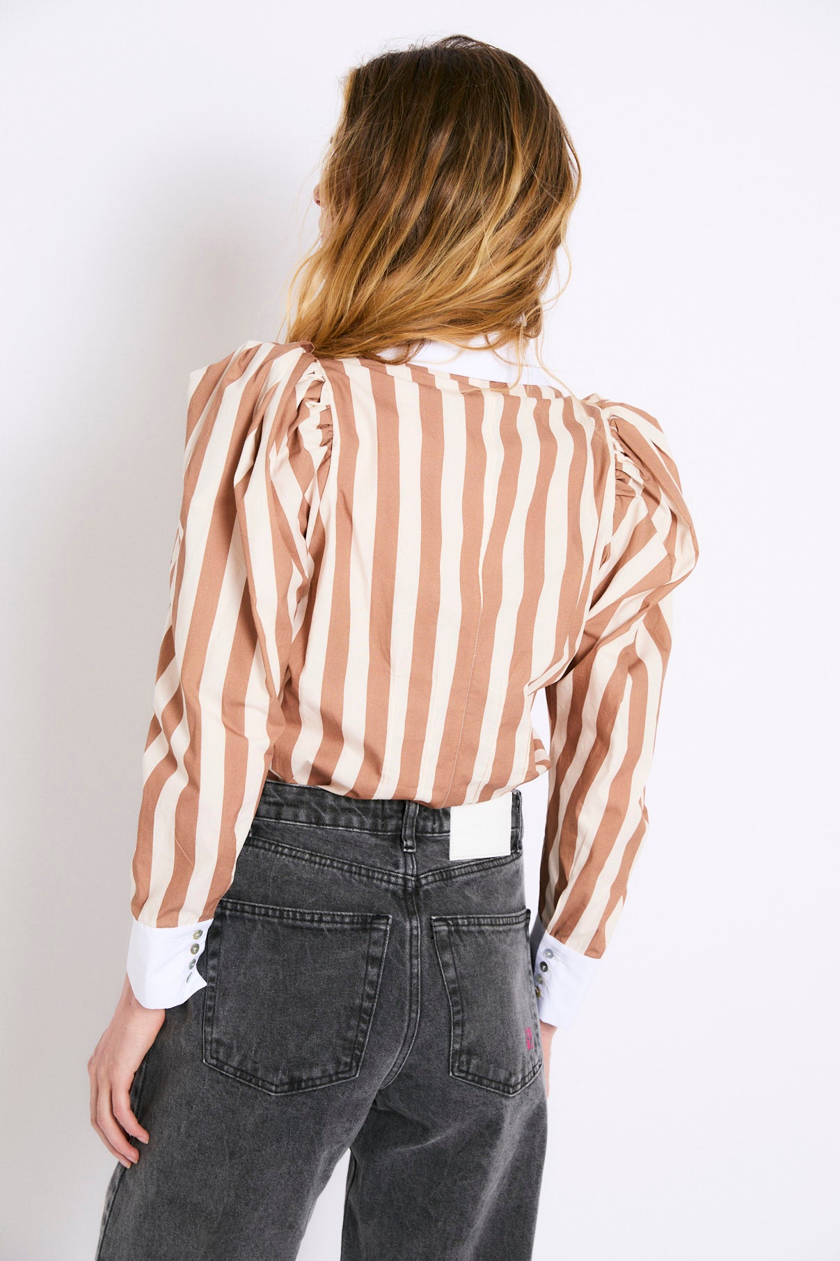 CAMISA CONTRASTE RAYA CAMEL