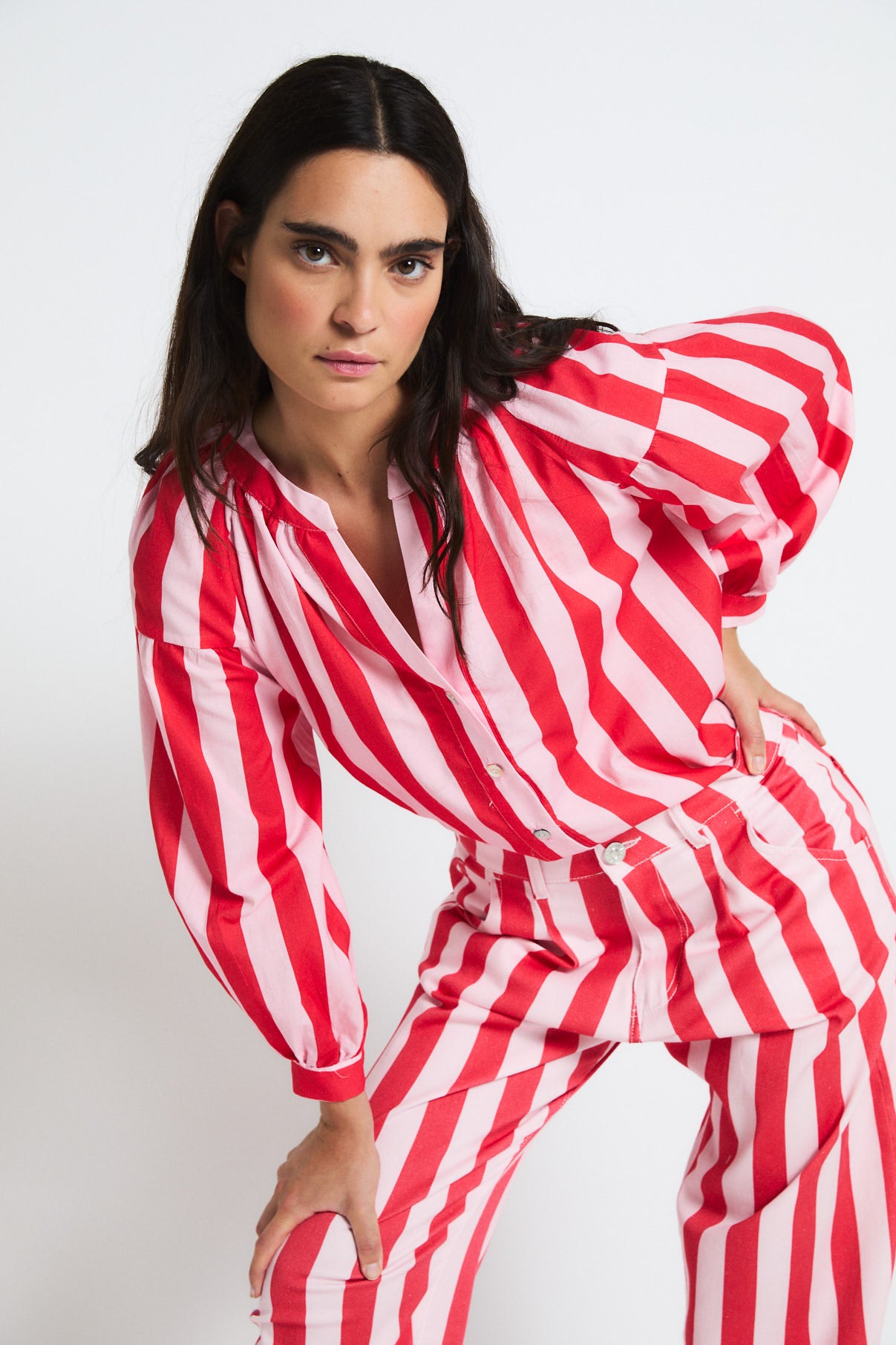 TOTAL LOOK VENICE BARRAS ROJO