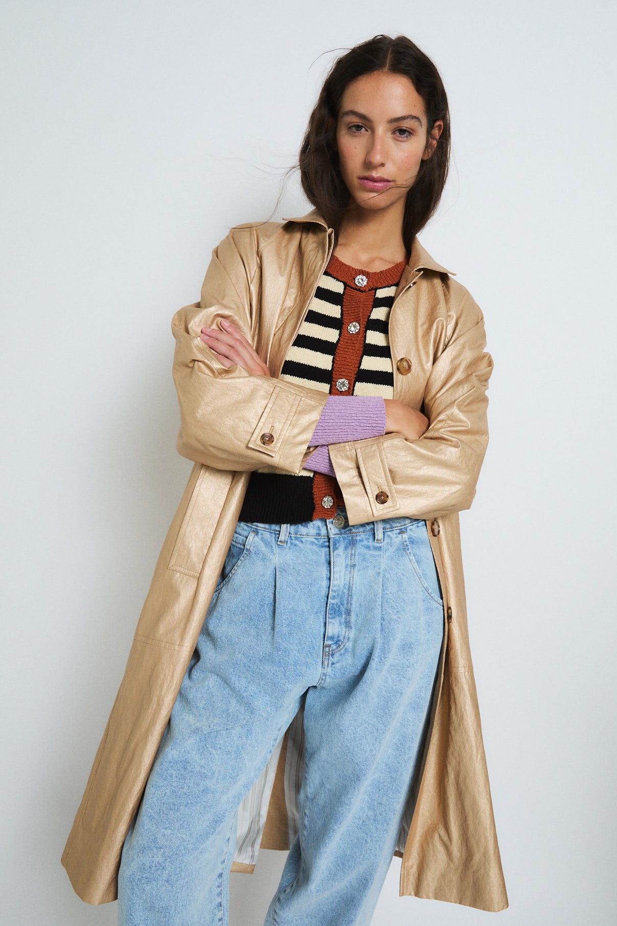 GABARDINA ORO METAL DORADO