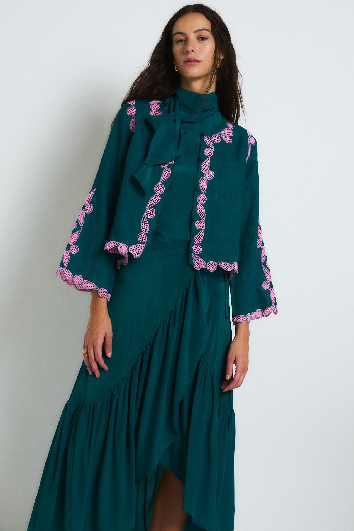 CHAQUETA JACINTO EMBROIDERY COBALTO