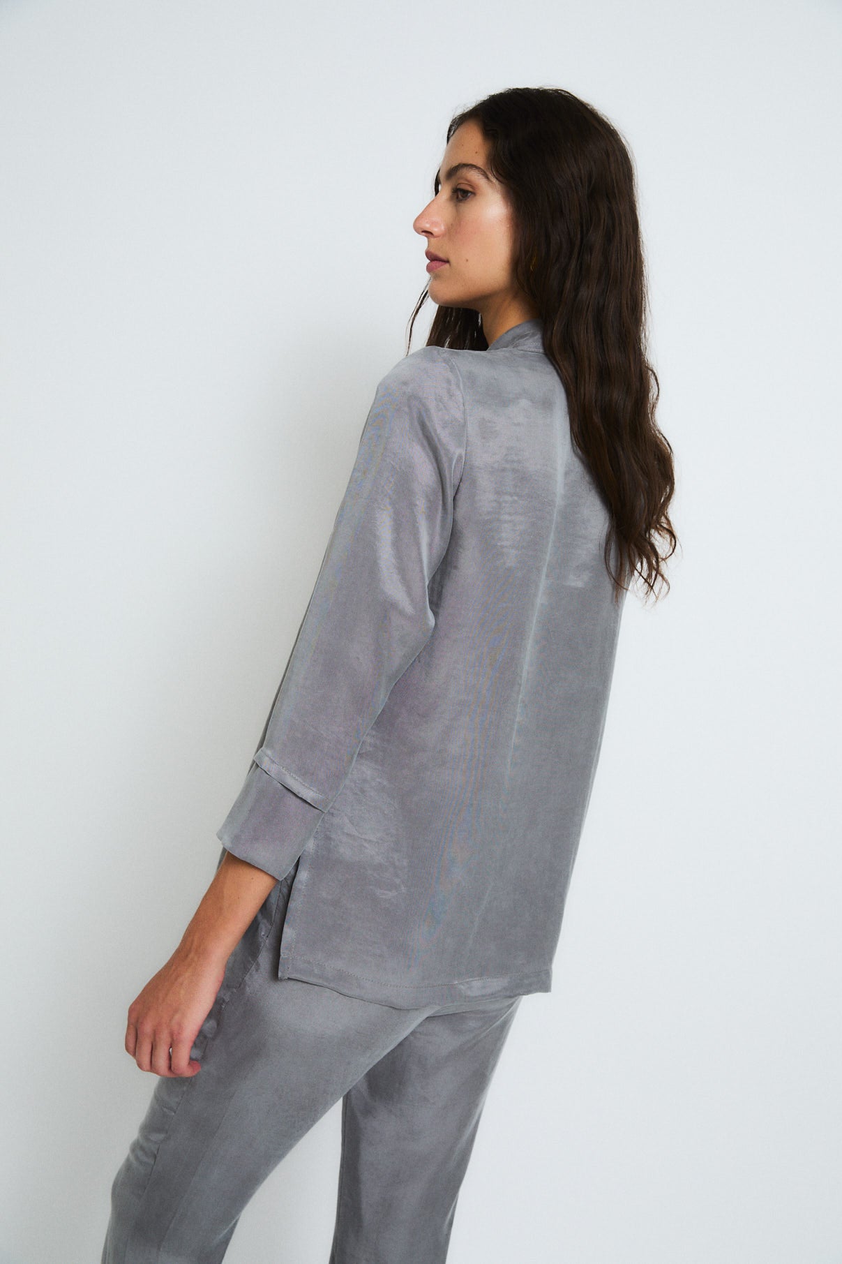 TOTAL LOOK ICON CUPRO PLOMO