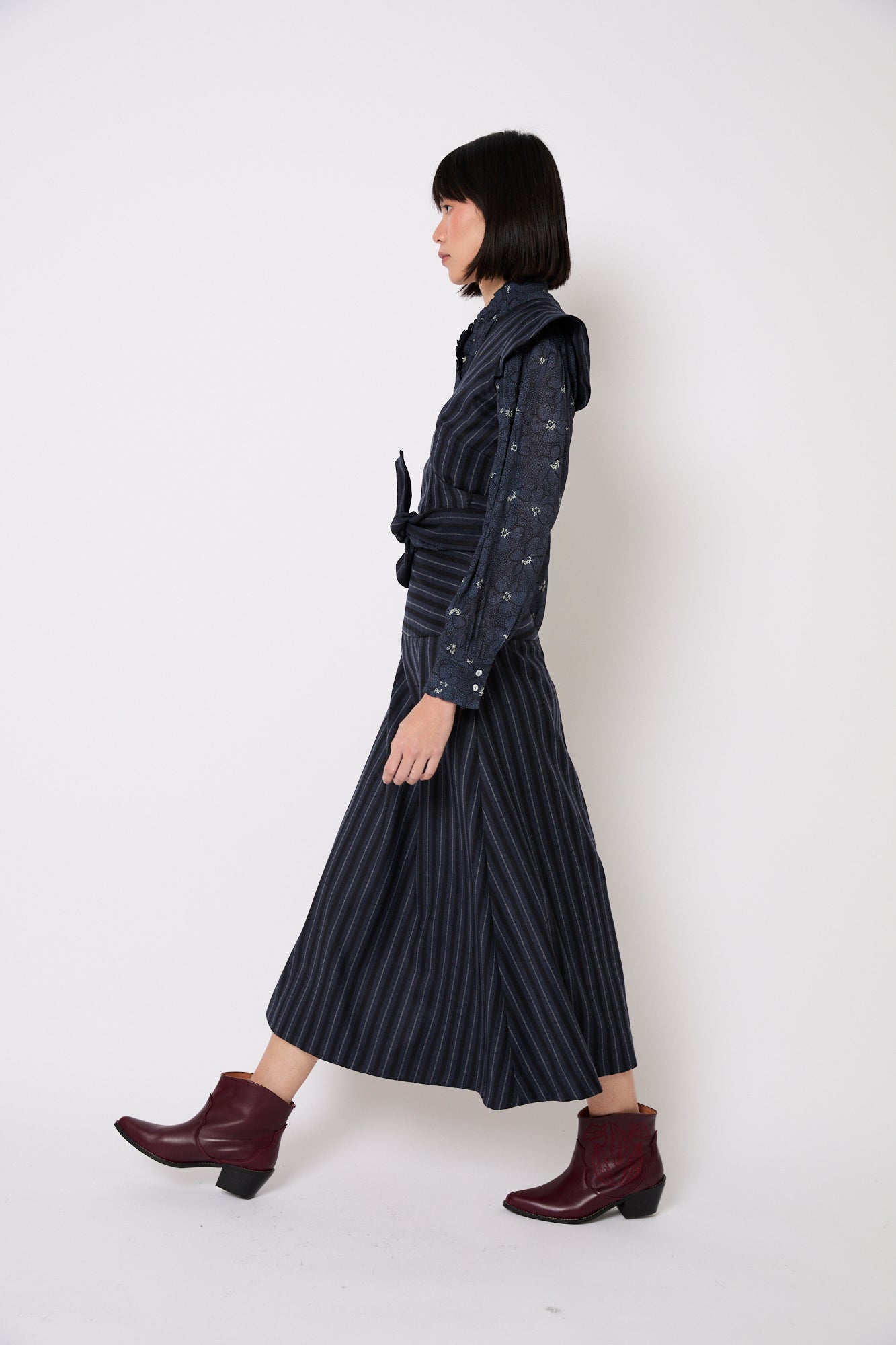 TOTAL LOOK DIAGONAL RAYAS MARINO