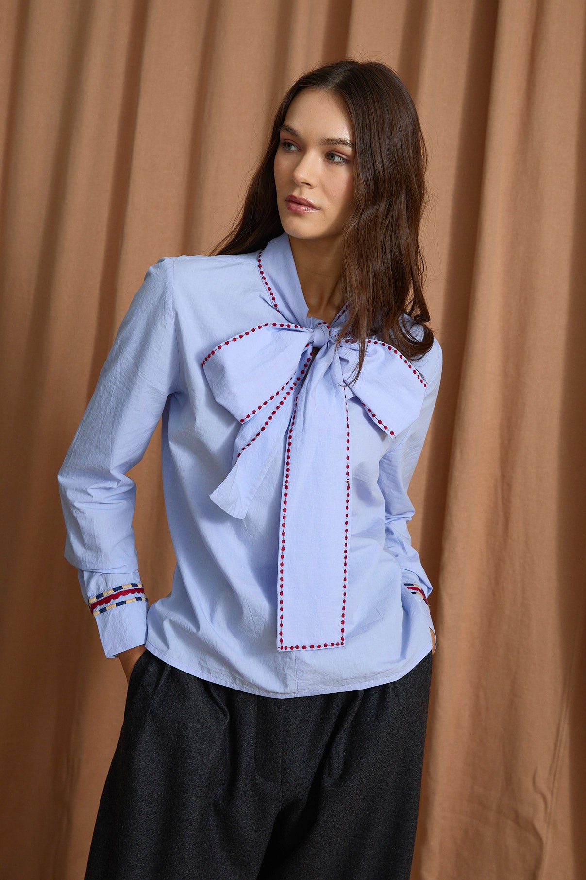 BLUSA LUCIANA POPELIN AZUL