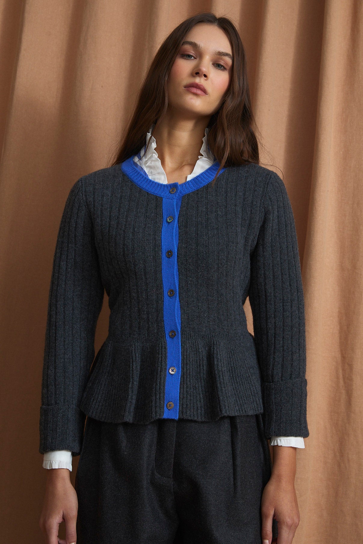 CHAQUETA LEILA PUNTO GRIS