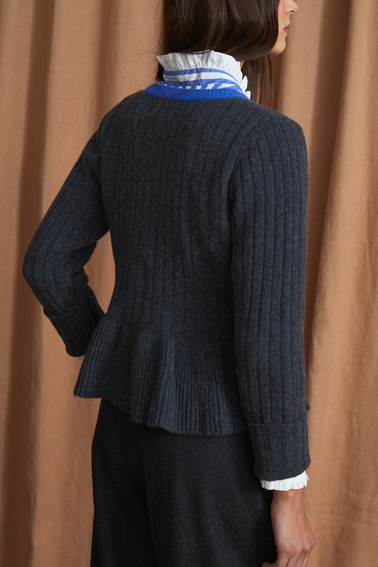 CHAQUETA LEILA PUNTO GRIS