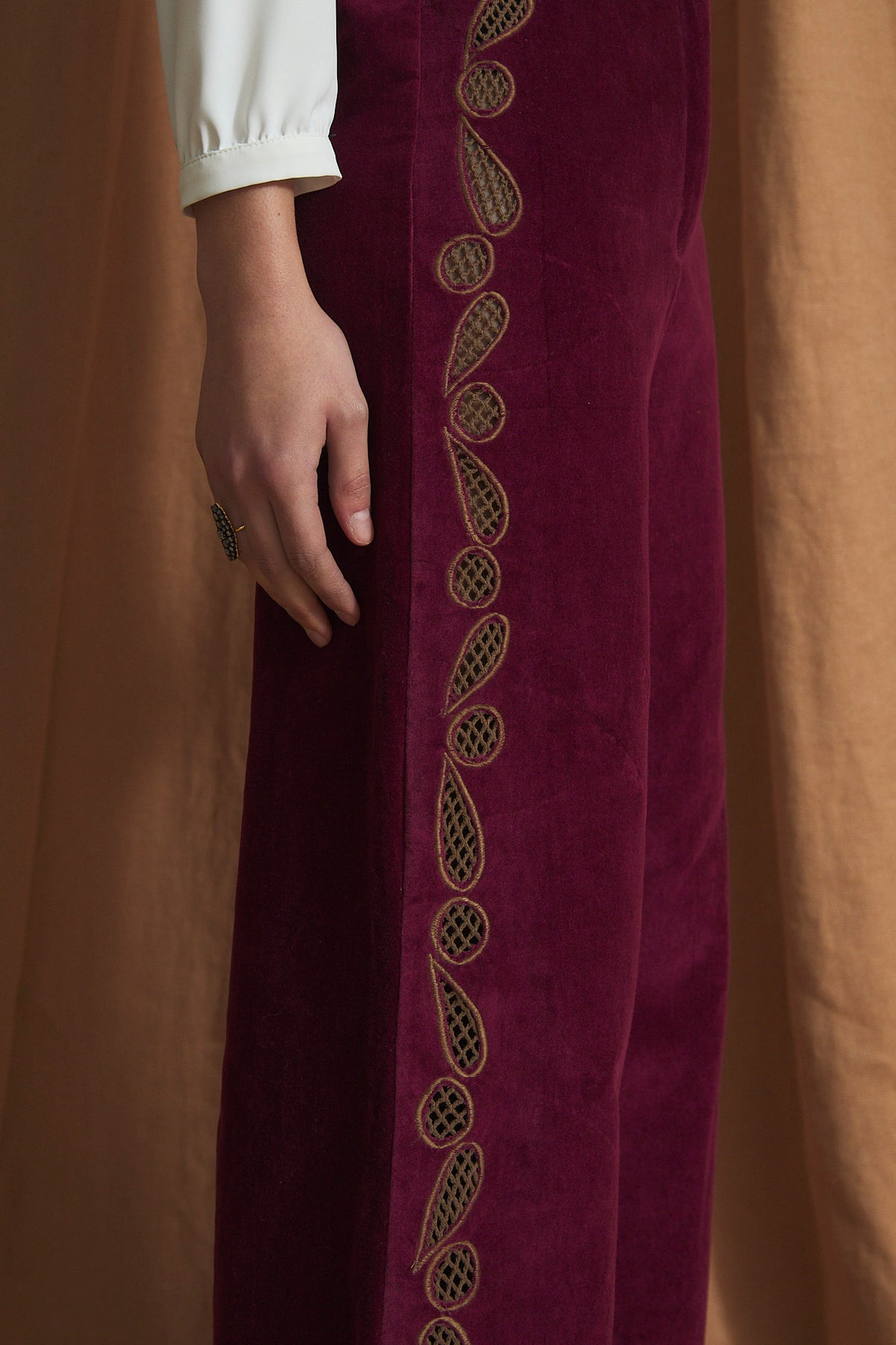 TOTAL LOOK ROSE VELVET BURGUNDY