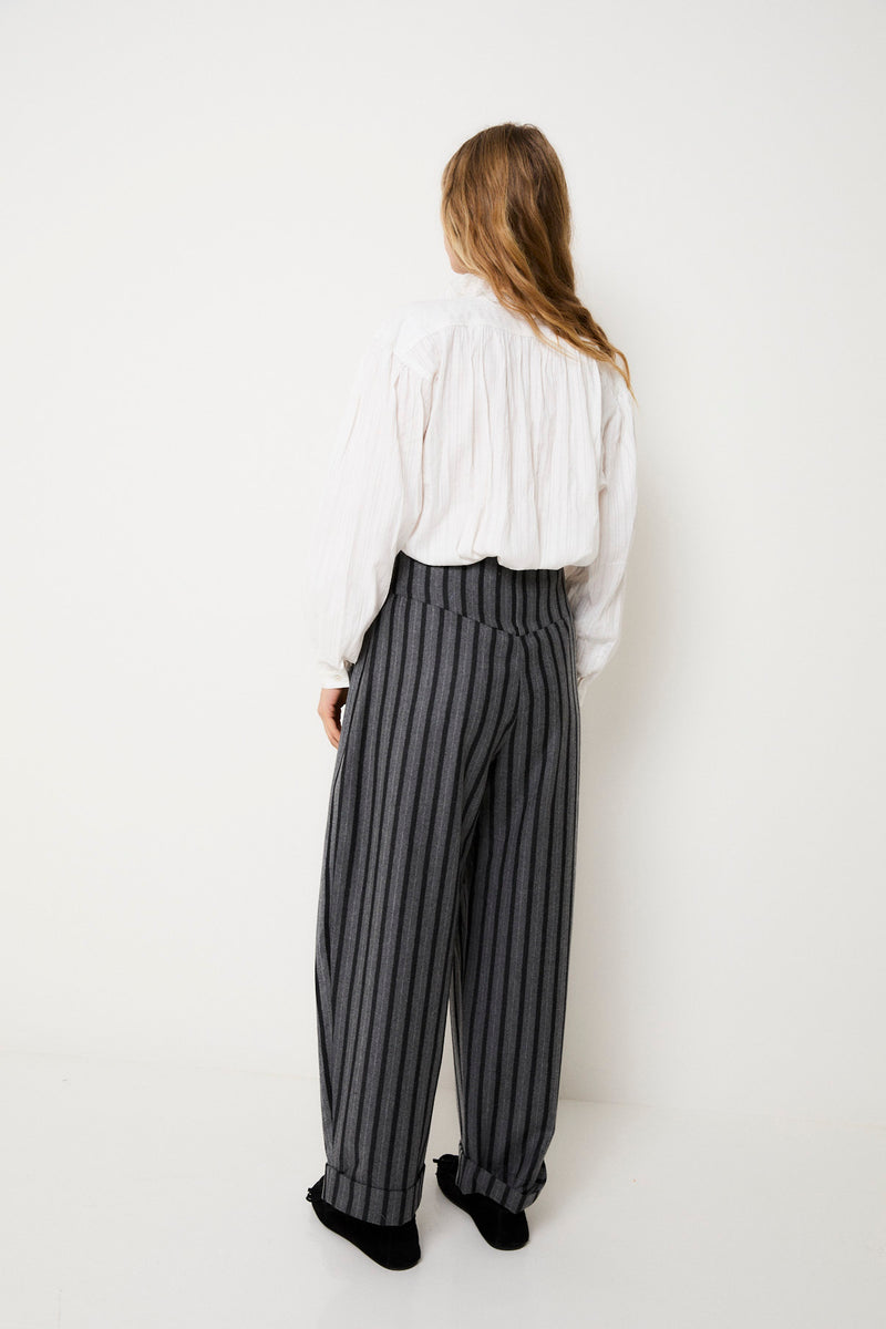 PANTALON PEPE RAYURES GRISES