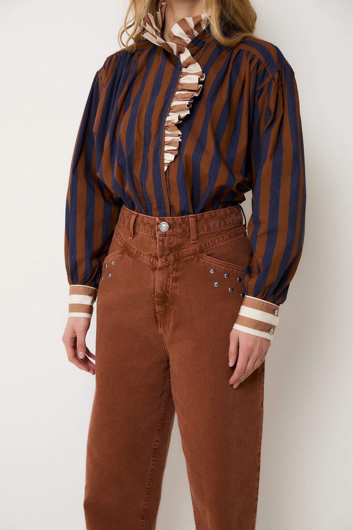 JEANS CORSE TACHAS CAMEL