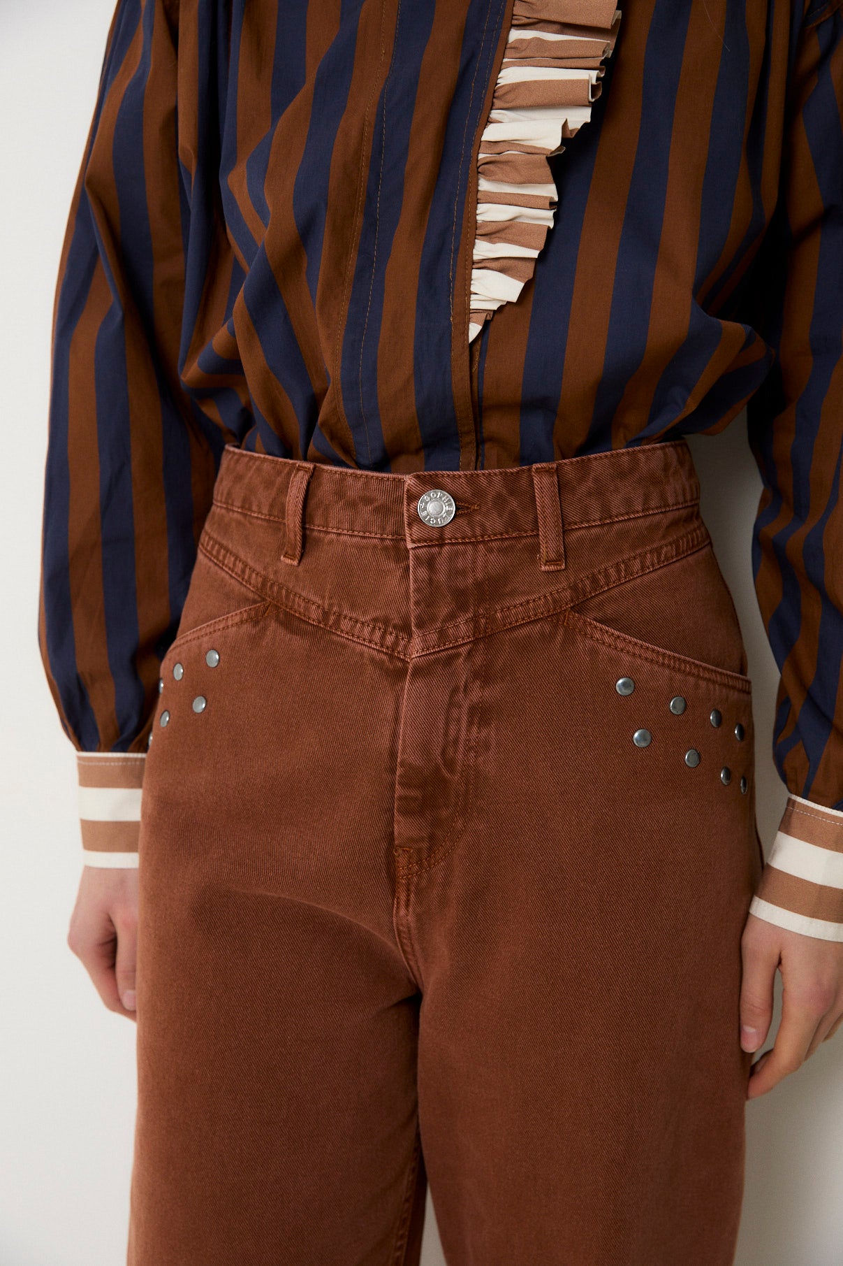 JEANS CORSE TACHAS CAMEL