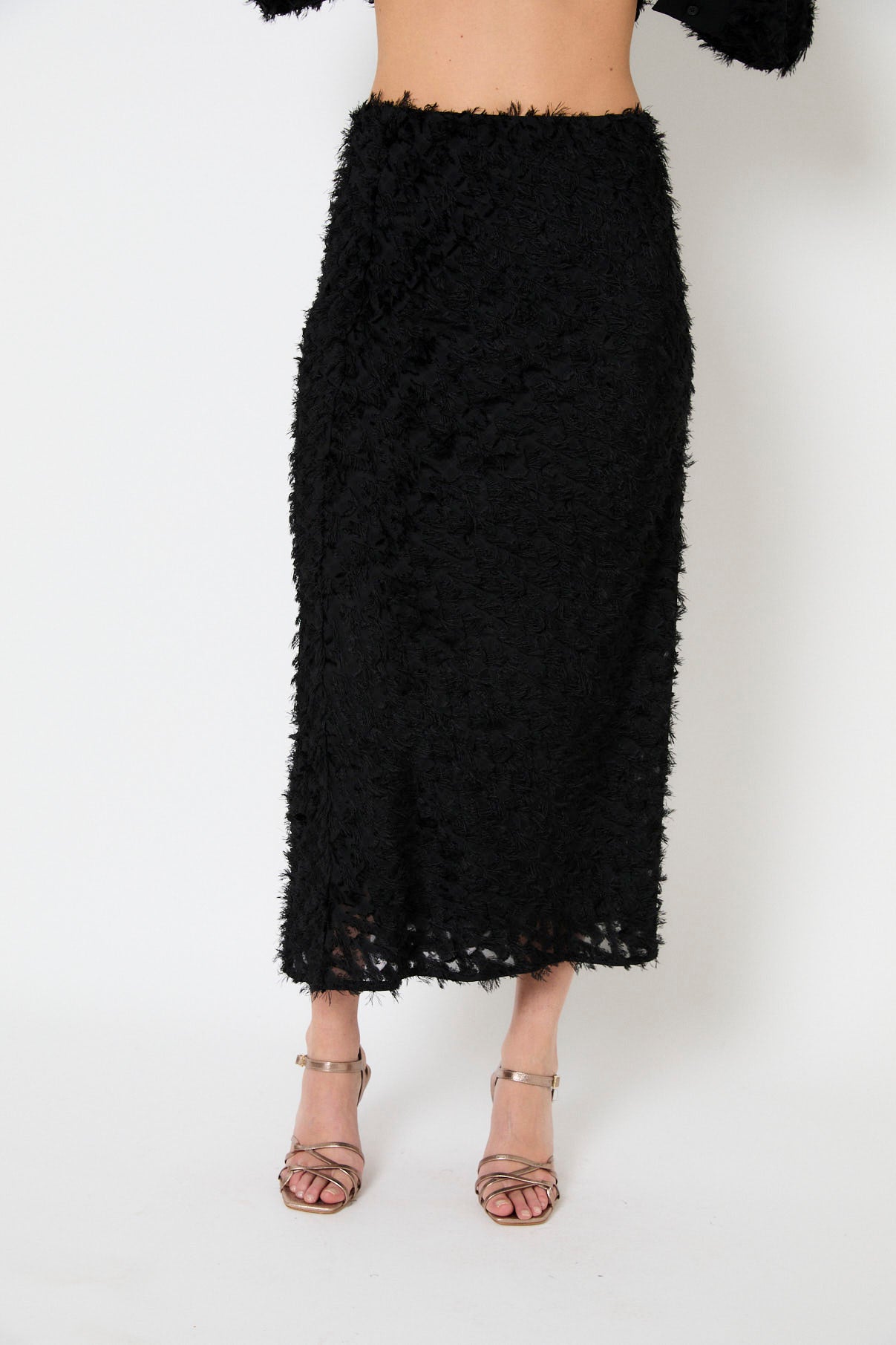 FALDA BIES PELUFO NEGRO