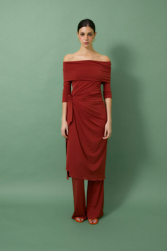 sophie and lucie TOTAL LOOK PAREO PUNTO CARMESÍ