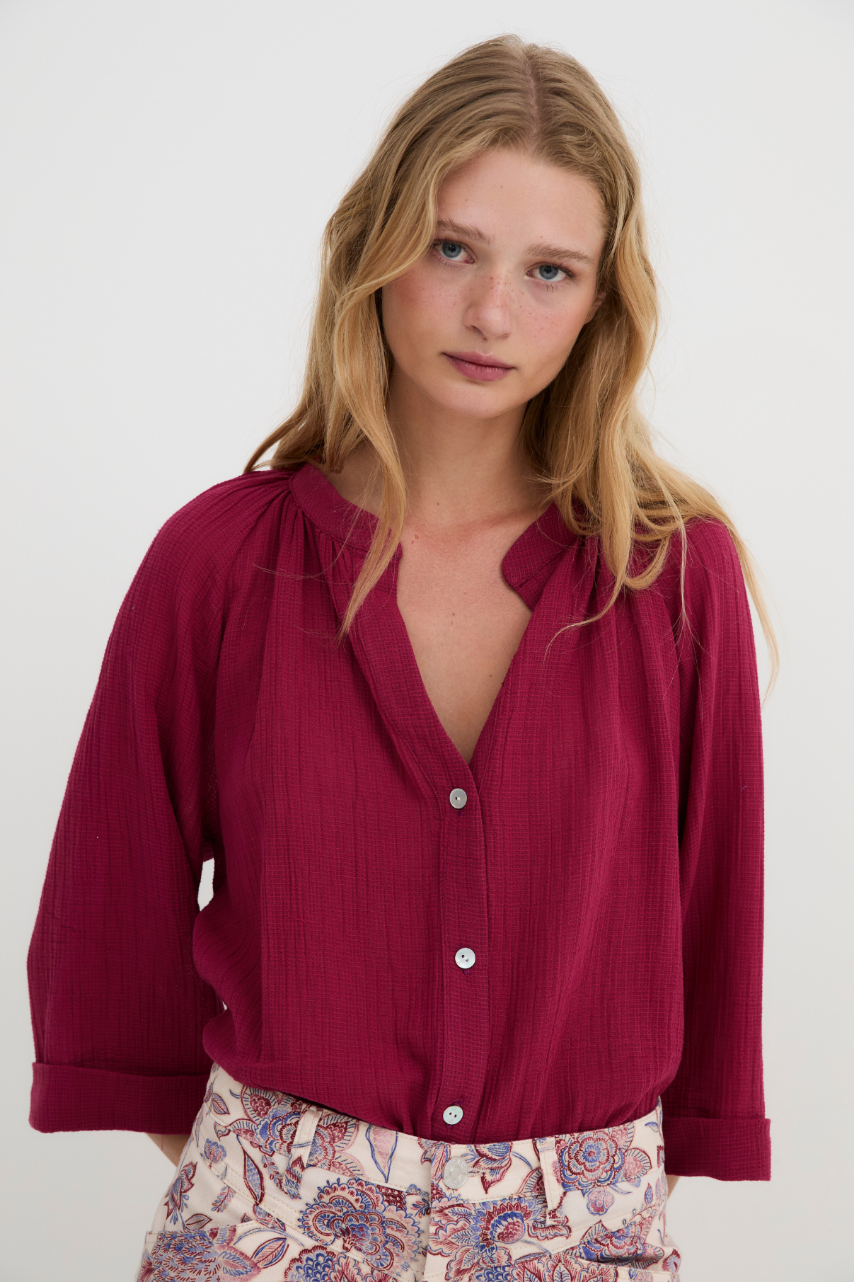 BLUSA MOLLI ARRUGUILLA CEREZA
